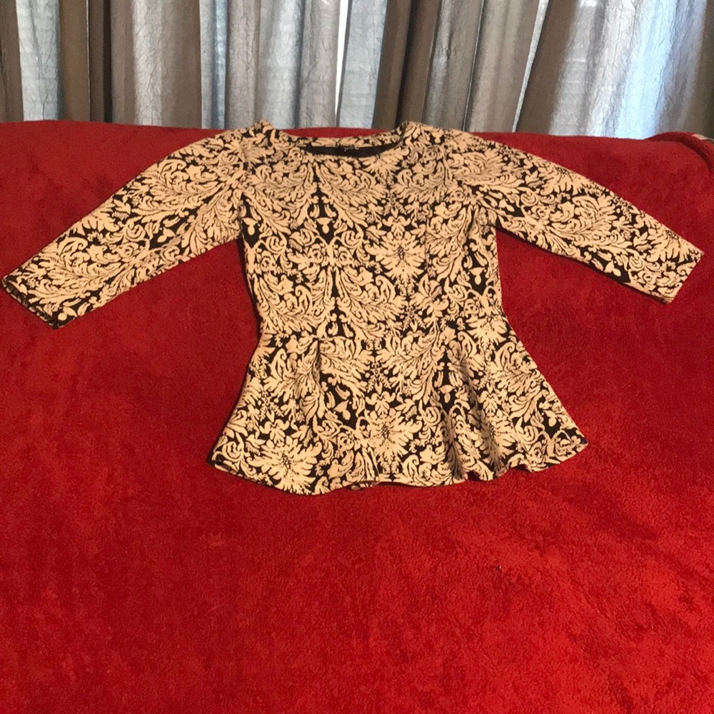 Black and White 3 Quarter Length shirt